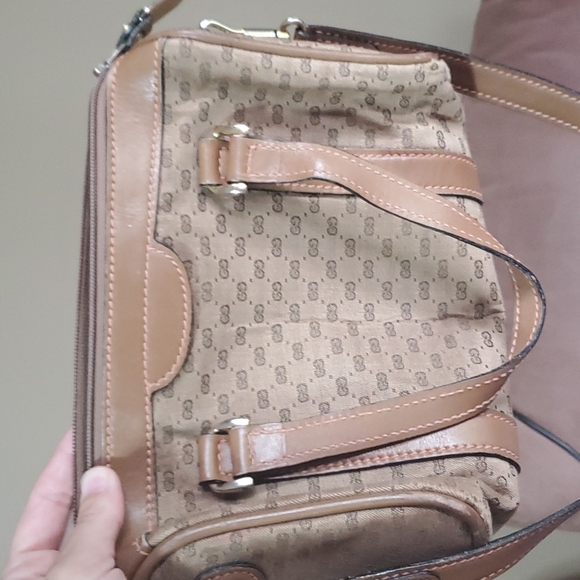 Gucci Handbags - Vintage Gucci authentic bag